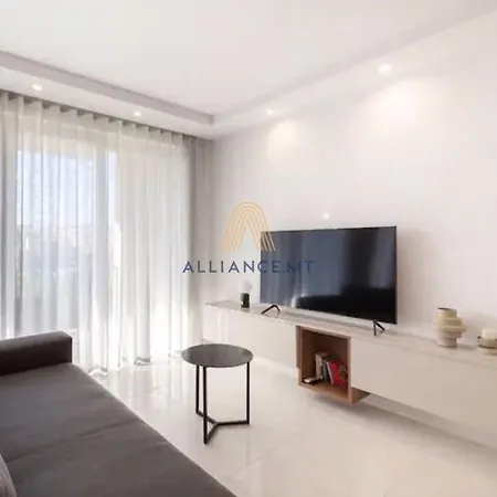 Modern Near Valletta * Pietà